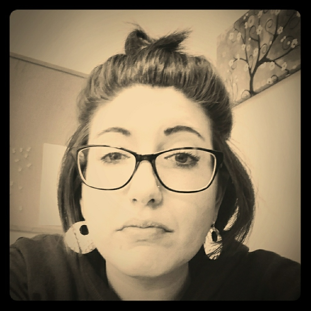 Meet your Posher, Alishia